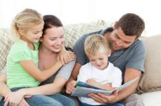 TOP 10 điều cha mẹ nên làm để con trẻ được hạnh phúc