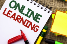 TOP 10 khóa học tiếng Anh giao tiếp online miễn phí