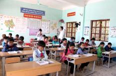 Trường học vùng lũ lo thiếu cơ sở vật chất trong năm học mới