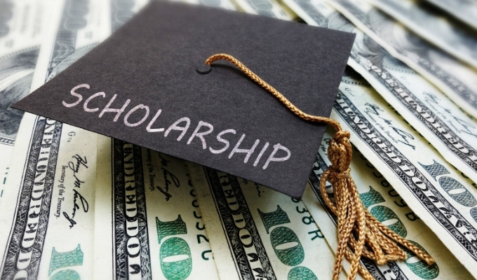 TOP 8 kênh thông tin "săn" học bổng mà du học sinh nên biết