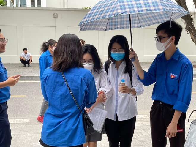 Bộ GD-ĐT yêu cầu các trường đại học không điều chỉnh danh sách trúng tuyển 2022 - Ảnh 1