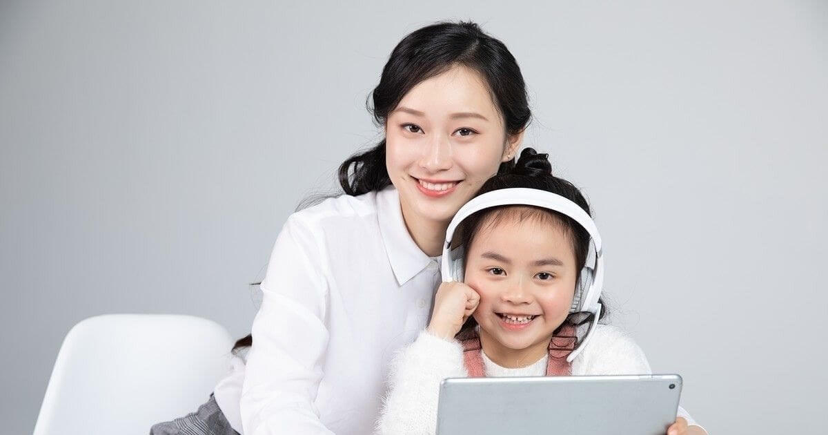 TOP 15 kênh Youtube tự học tiếng Anh giao tiếp miễn phí