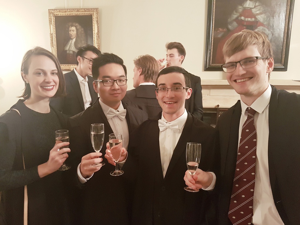 Kinh nghiệm săn học bổng toàn phần của các du học sinh nổi bật