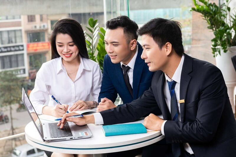 Nên làm nhà nước hay tư nhân? - Ảnh 1