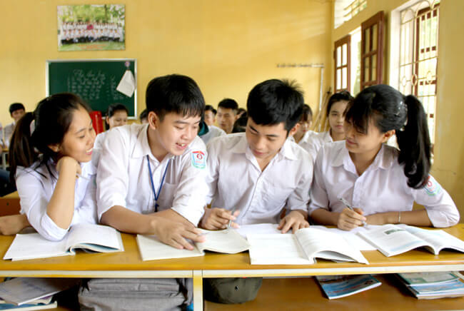 Nghịch lý trong giáo dục: Giảm hơn 48000 giáo viên nhưng học sinh lại hơn 2,5 triệu - Ảnh 1