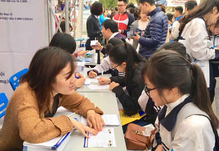 "Nước rút" đăng ký nguyện vọng: Thí sinh cần làm gì?