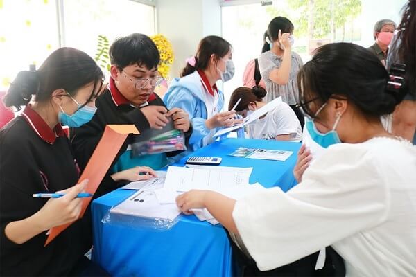 Lịch thanh toán lệ phí xét tuyển đại học trực tuyến theo tỉnh thành 2022 - Ảnh 1