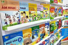 Dự kiến áp giá trần với sách giáo khoa trong năm học mới