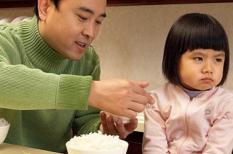 Cách dạy sai lầm nào khiến con trở nên ích kỉ?