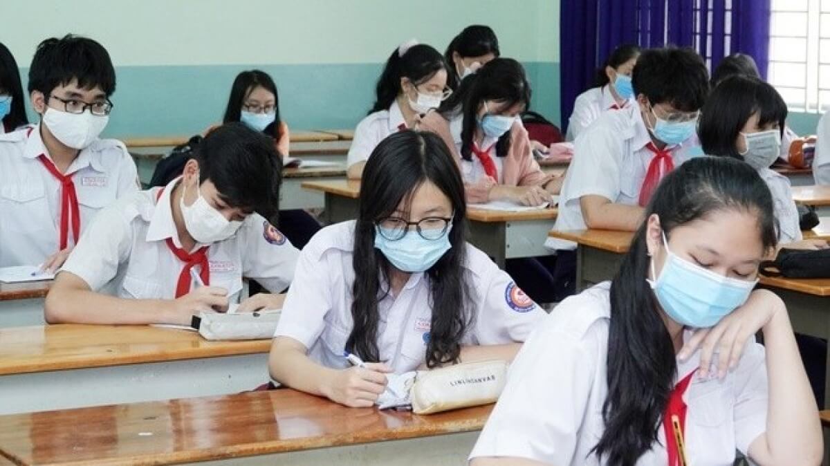 Học sinh lớp 10 tại một số khối chuyên chỉ học ba môn lựa chọn 2022 - Ảnh 1