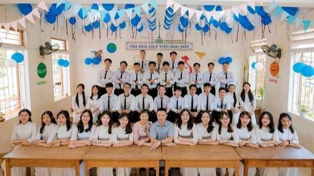 Hai lớp học có 100% học sinh đỗ đại học 2022 - Ảnh 1