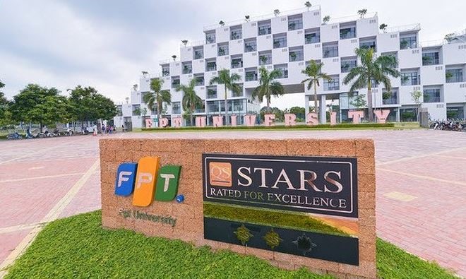 Nam sinh 'ngủ gục' trong giờ thi đã nhập học dự bị Đại học FPT Cần Thơ - Ảnh 1