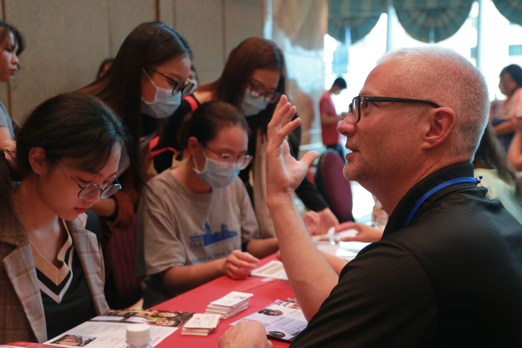 Các đại học Mỹ cần gì trong hồ sơ du học? - Ảnh 2