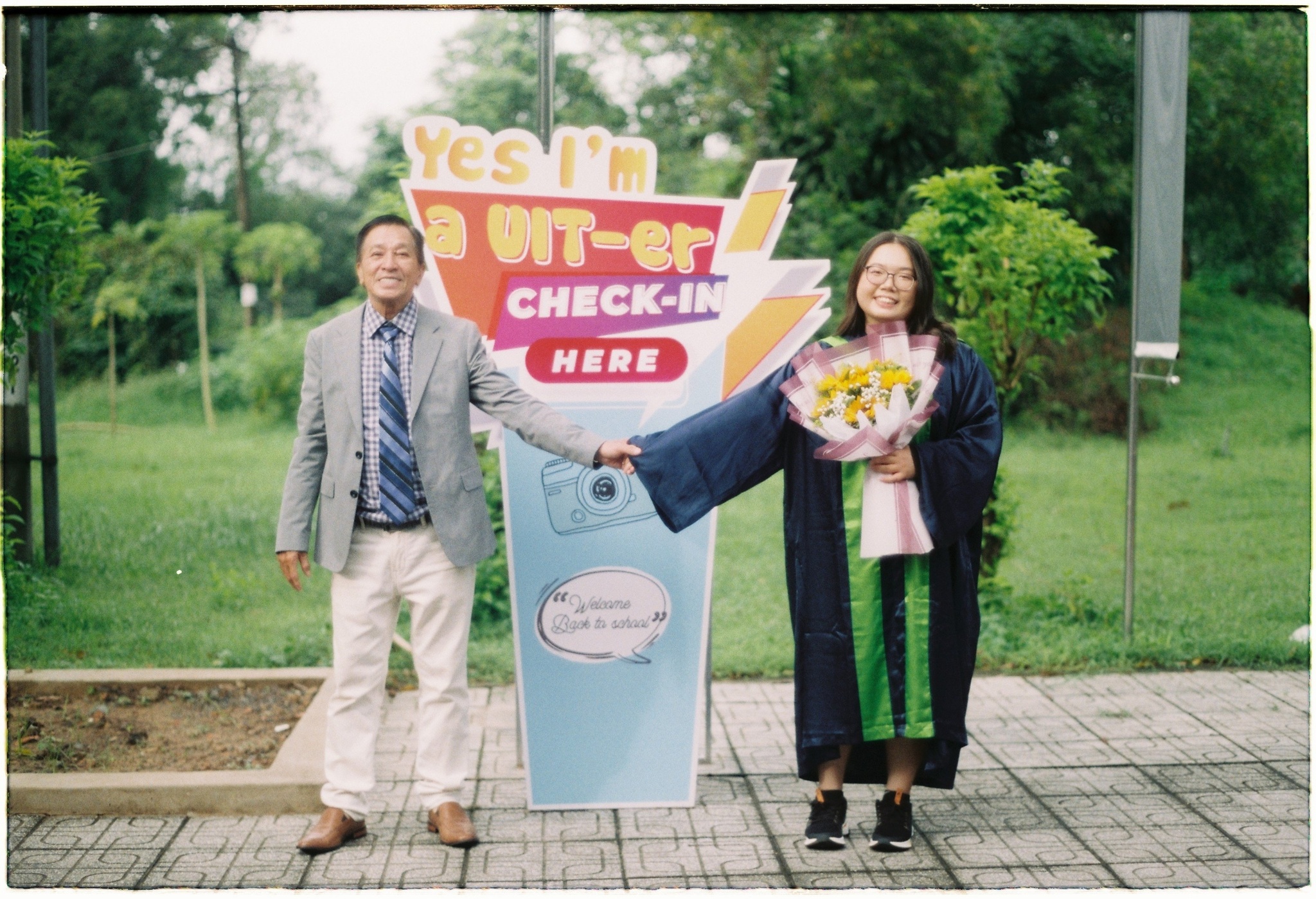 Nữ thủ khoa Kỹ thuật phần mềm từng định bỏ cuộc - Ảnh 1