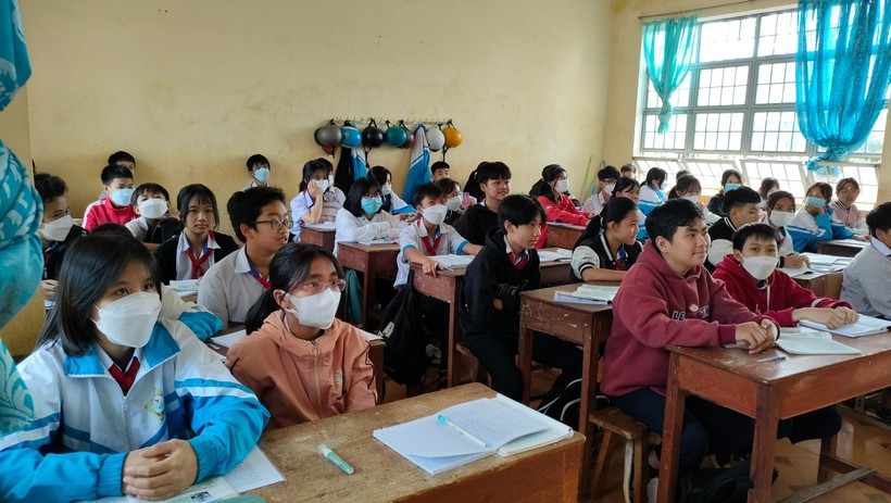 Giải tỏa áp lực với nhà giáo: Hữu hình và vô hình - Ảnh 3
