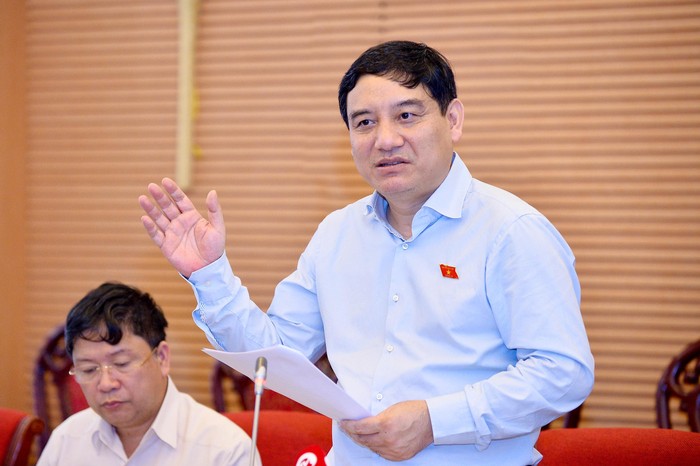 Bộ GD đề nghị Quốc hội cho phép tuyển dụng GV tốt nghiệp cao đẳng kèm điều kiện - Ảnh 3