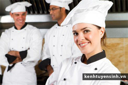 quan ly cao cap khoa nghiep vu nha hang khach san, nhan vien phuc vu, quan ly cao cap, resort, nghi mat nam sao, khoa dao tao