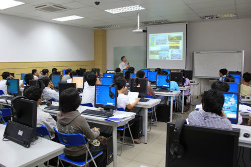 Xét tuyển cử nhân CNTT