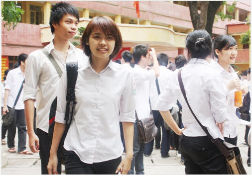 Sĩ tử ồ ạt đổ về ĐH Cần Thơ dự thi đợt 2