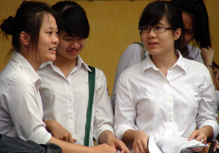 Điểm chuẩn năm nay sẽ thấp hơn năm ngoái?