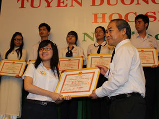 Điều chỉnh ưu đãi dành cho học sinh giỏi quốc gia