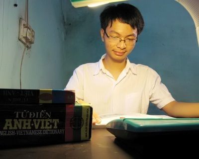 Quĩ học bổng RES dành cho tân sinh viên