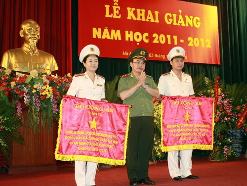 Trường đại học phòng cháy chữa cháy khai giảng năm học mới