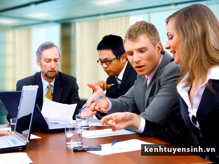 Khóa Đào Tạo Chuyên Viên CNTT Quốc tế