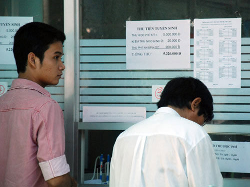 Trường công lập cũng có nhiều mức thu học phí