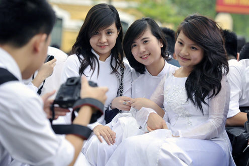 Đi để học y đức