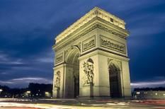 Trường Mod’Art International & Maryse Eloy