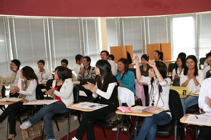 Hội thảo du học trường Kaplan tháng 8-2011