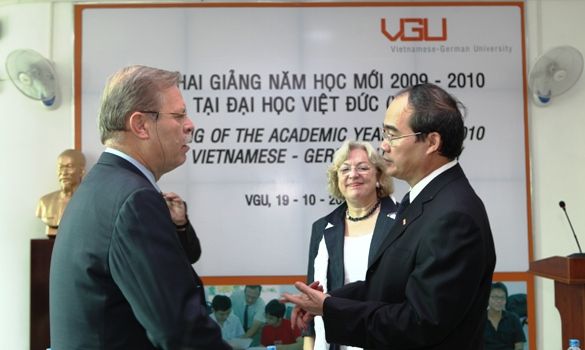 ĐH Việt - Đức: Tuyển sinh trước kỳ thi ĐH 2011 và cấp học bổng cho 60% SV