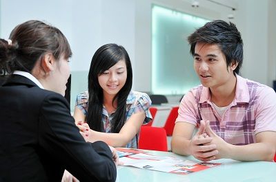 Tuyển sinh Khóa Dự bị Tài chính Ngân hàng Đại học London