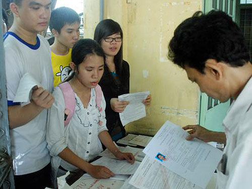 Tuyển sinh ĐH, CĐ năm 2011: Mở lối cho ngành khó tuyển