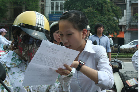 Mạnh tay chặn “loạn” giấy báo trúng tuyển