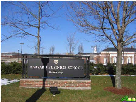 Đại học Mỹ thay đổi học phí