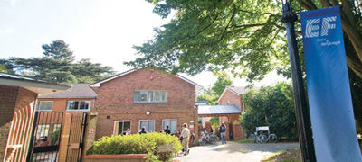 Chương trình trung học tại Oxford, Anh