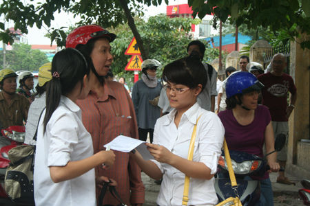 Nhiều ngành học đổi tên để “hút” thí sinh