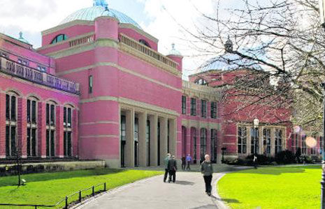 ĐH Quản trị Khách sạn Du lịch Thụy Sĩ, SHMS tuyển sinh