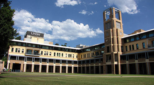 Chỉ học 1 năm duy nhất tại Việt nam đã nhận bằng QTKD của Úc