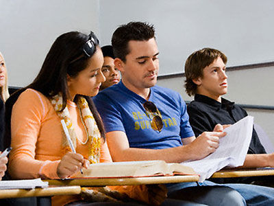 Cao đẳng QT Kinh doanh và công nghệ London LIBT