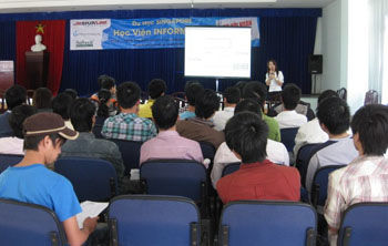 APTECH tổ chức hội thảo Tuyển dụng việc làm & Liên thông Đại Học