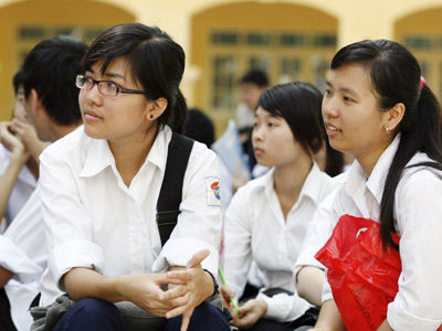 Tặng miễn phí Cẩm nang tuyển sinh điện tử 2011