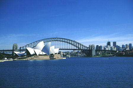 Úc cải tổ chính sách thu hút du học sinh