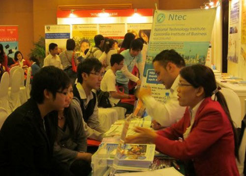 Học bổng toàn phần du học Úc & New Zealand tháng 4