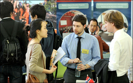 Internet hỗ trợ cho kế hoạch du học của bạn như thế nào?