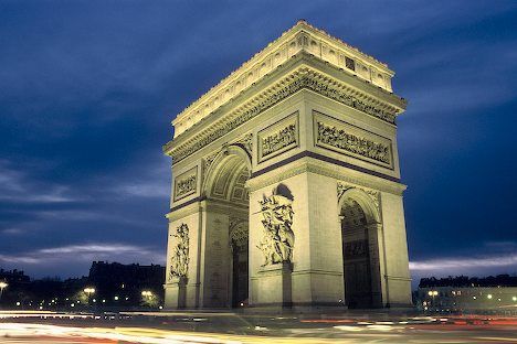 Trường Mod’Art International & Maryse Eloy