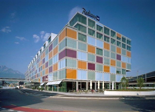 Trường quản trị du lịch khách sạn BHMS