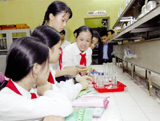 Căng thẳng cuộc đua trở thành... “Amser”